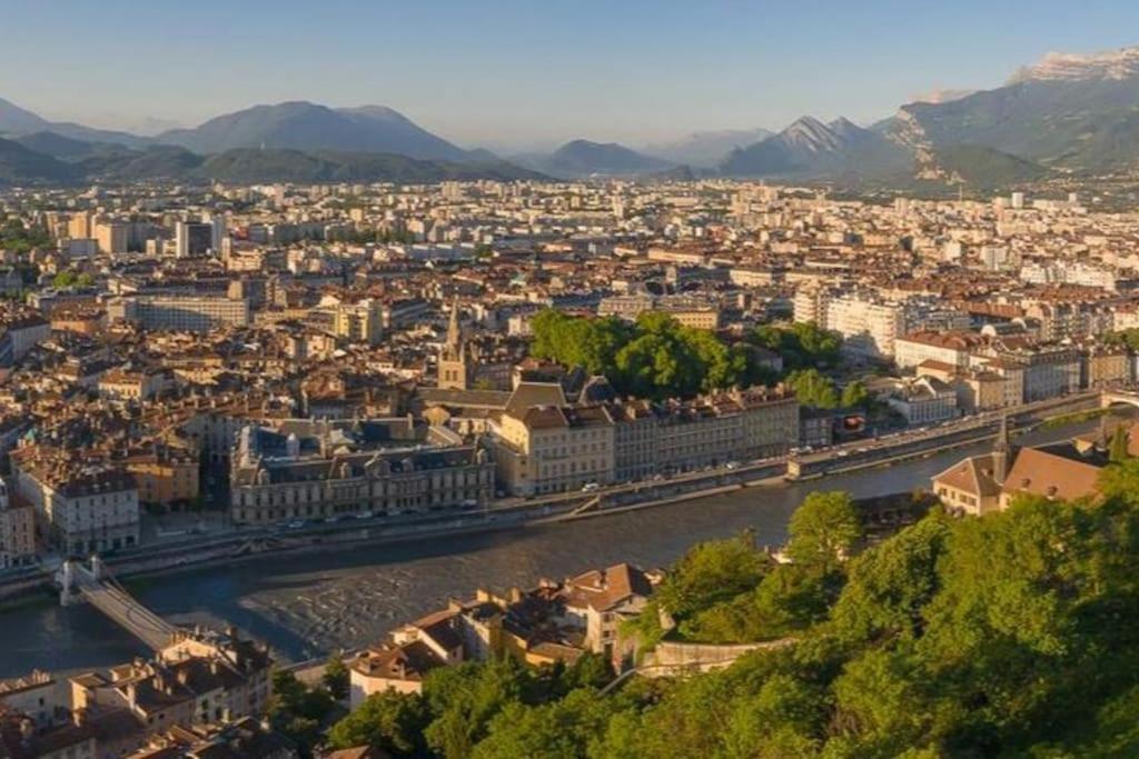 Saint Jacques Your Host Helper Grenoble Extérieur photo